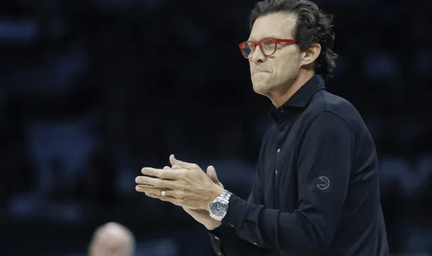 DB电竞游戏-老鹰终结四连败继续位居东部第十，将主场迎战太阳